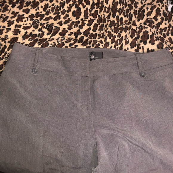 Grey calf-length trousers - Picture 3 of 5